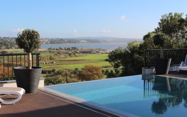 Hillside House Suites & Spa
