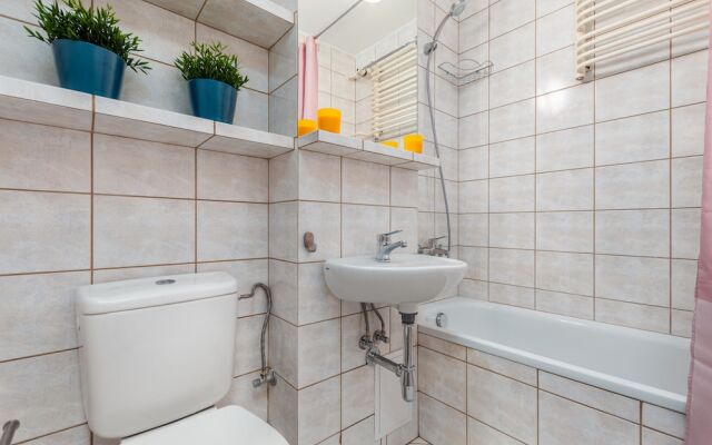 Little Home - Solec 79