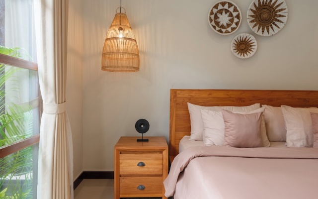 Villa Nana by Pertama Stay – Guest Rooms – Kuta