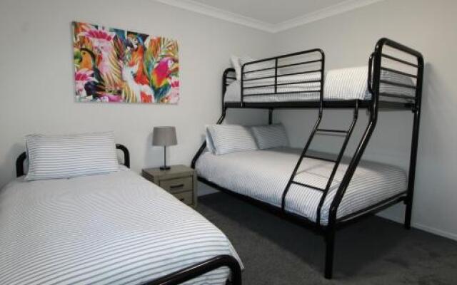 Dolphin Court 1 1 Gowing Street