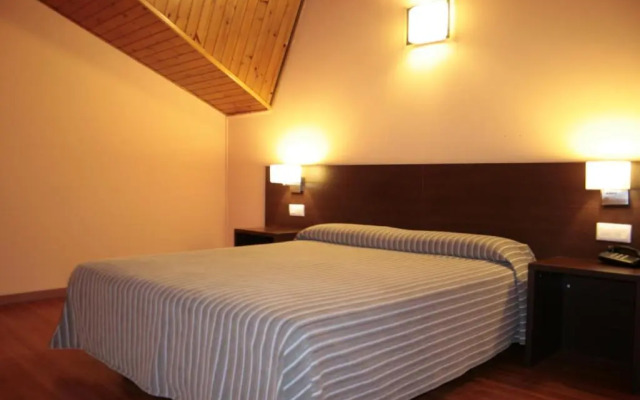 Somriu Hotel Vall Ski