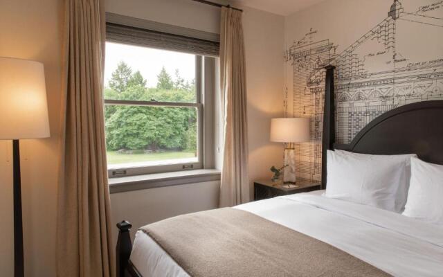 The Lodge at St Edward Park