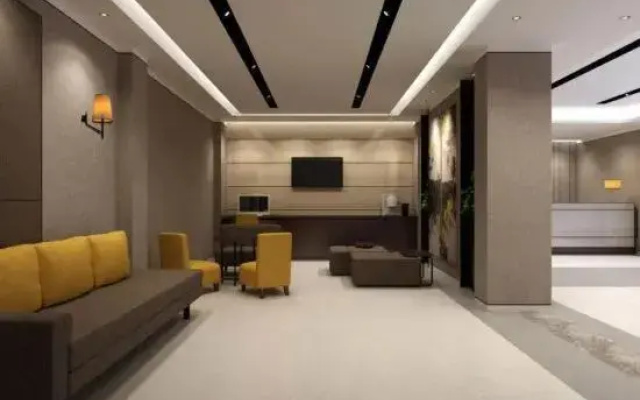 Homeinn Plus Hotel (Hefei Huaihe Road Pedestrian Street)