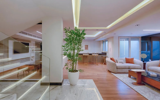 Vesta - Luxury Villa - 3BR - CFC II