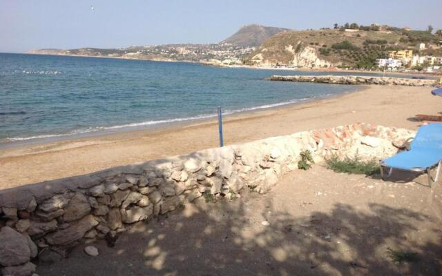 Asterias Studios Apartments