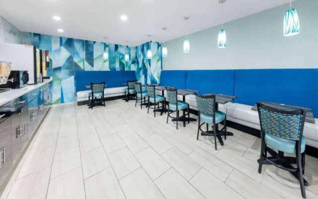 Days Inn Springville