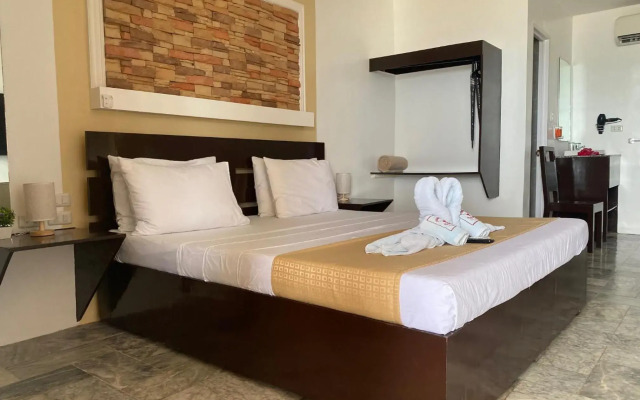 Papa Fred's Beach Resort
