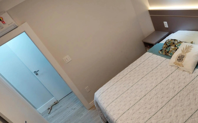 Apartamento fino acabamento 3 suítes e 2 garagens