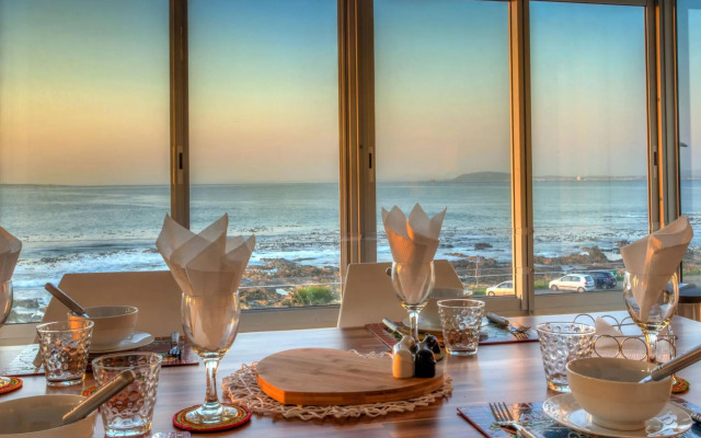 Mouille Point Sea Views