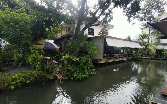 Phurahong Homestay