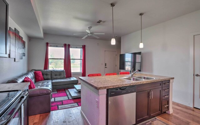 Spacious Denver Townhome Near Central Park!