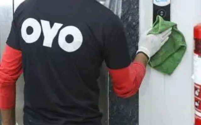 Hotel Premier By OYO