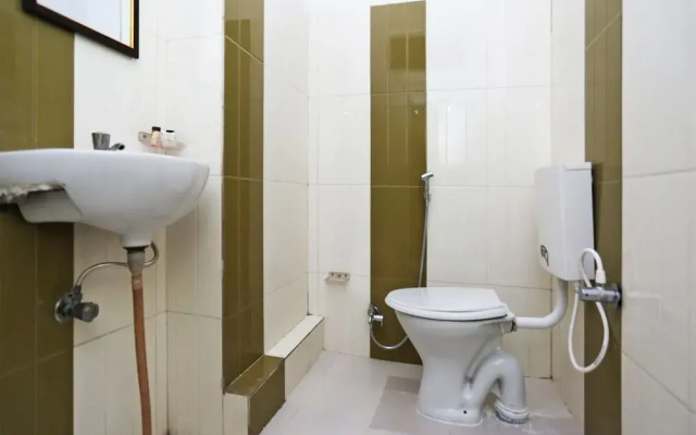 Sahani Guest House by OYO Rooms