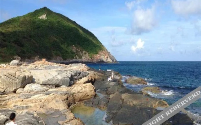 Tianfu Yunlong Bay Holiday Resort