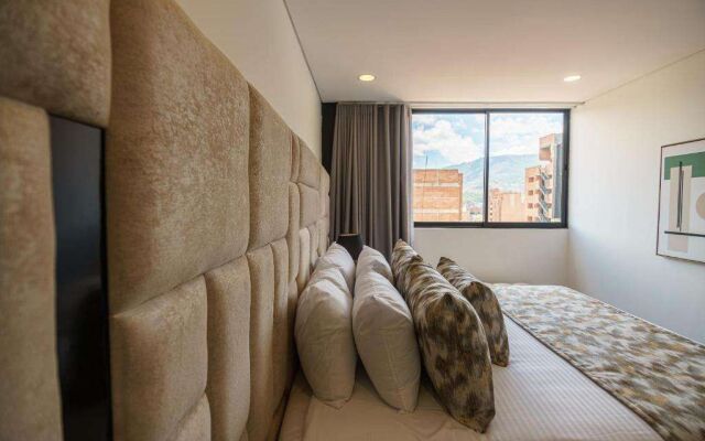 First Class Hotel