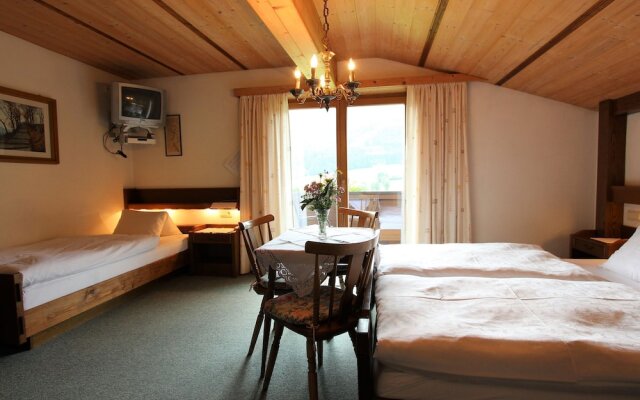 Boutique Apartment in Tyrol with Balcony