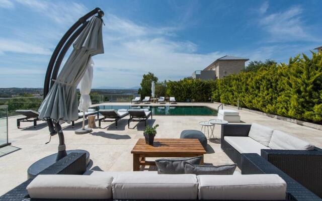Seacrete villas