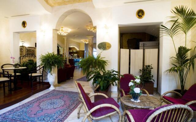 Hotel Rosa Maria Elite