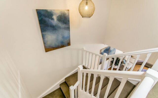 Tradewinds 4