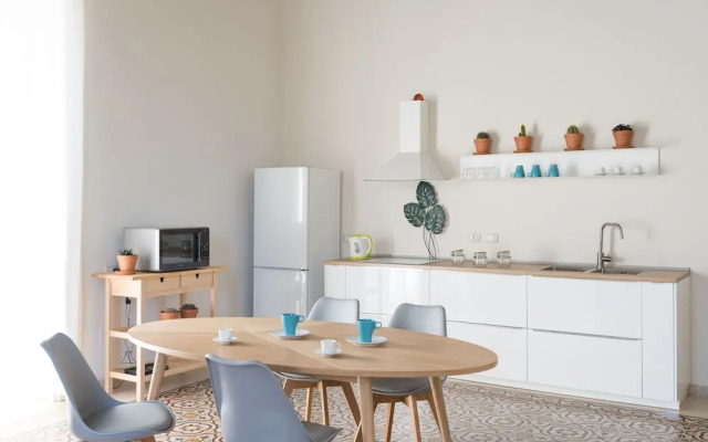 Casa Darsena With Sea View Balcony by Wonderful Italy