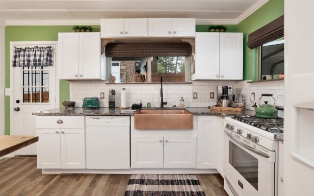 LA Suegra's Cabaña #2314