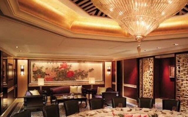 World Trade International Hotel