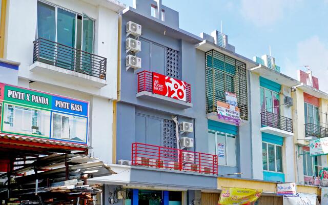 OYO 90848 J&b Rooms Bekasi