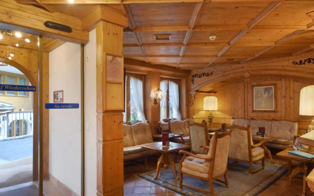 Hotel Alpenroyal – Lobby – Zermatt