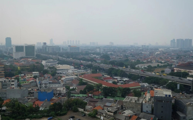 Comfy Studio Apartment @ Green Pramuka City