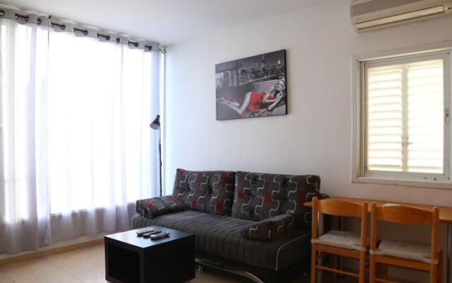 Top Apartment