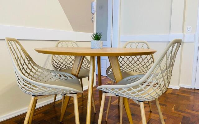 MRG - Charmoso 2D na Rua Coberta