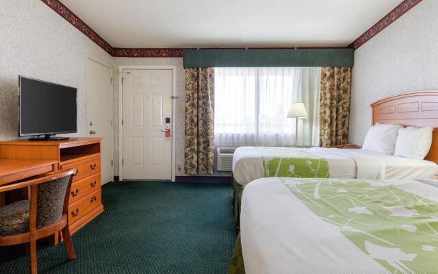Rodeway Inn