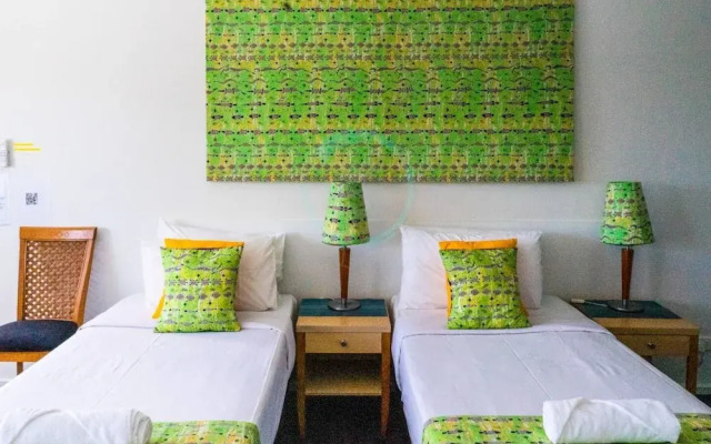 Zenhouse Retreat 5BR Homey Haven Pool Office