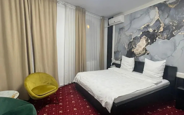 Hotel EvoZava Central