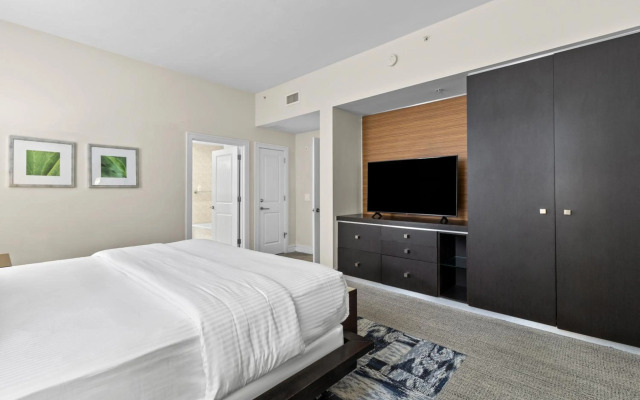 Provident Doral at the Blue Miami