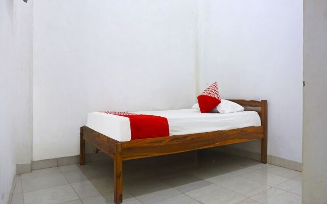 Hotel O Almeerah Homestay Syariah Near RS Hermina