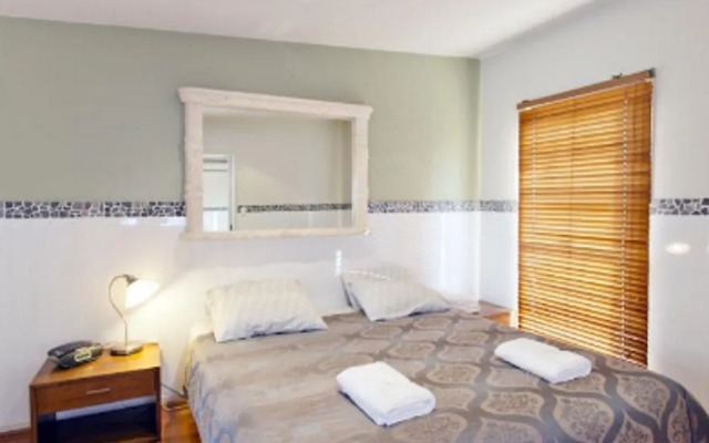 Harbourside Apartments