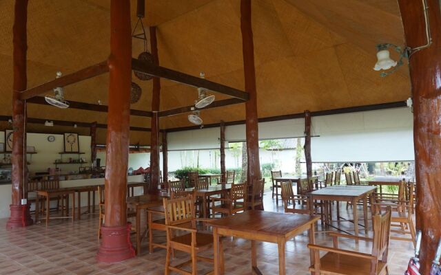 Anandah Beach Resort