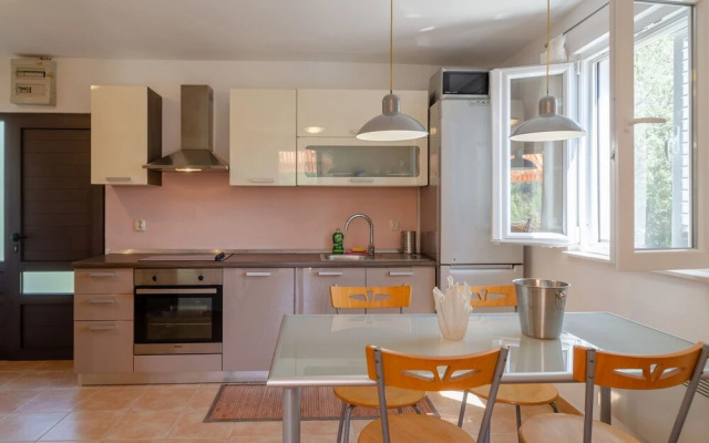 Apartments Namoru Gradina