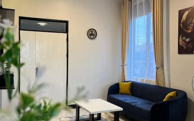 C&C Studio Apartments