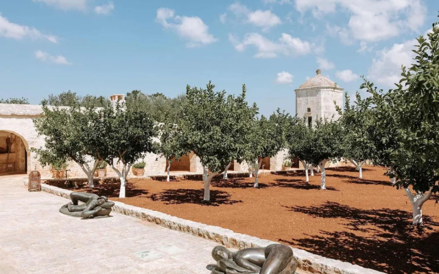 Masseria Lamacoppa Exclusive Estate Near Ostuni