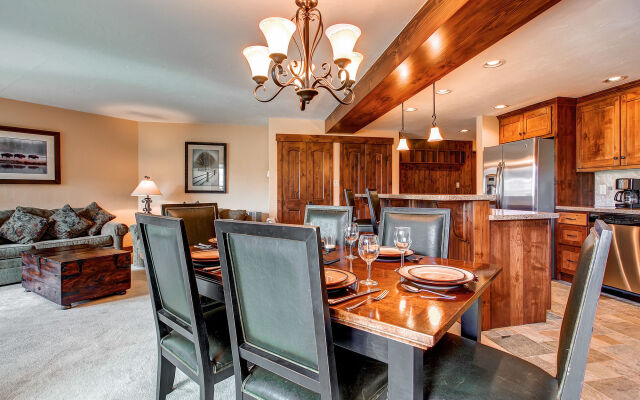 Powderhorn Condominiums by Ski Country Resorts