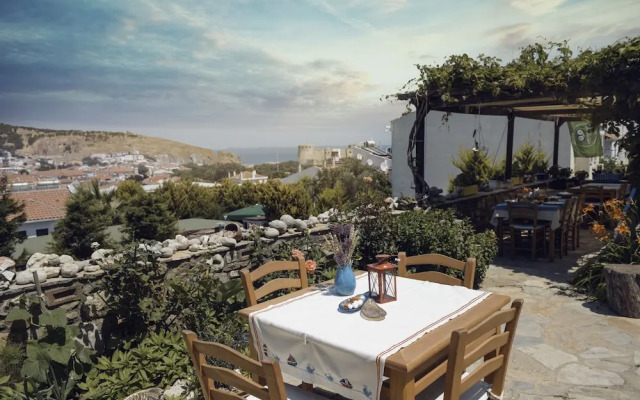 Alesta Hotel