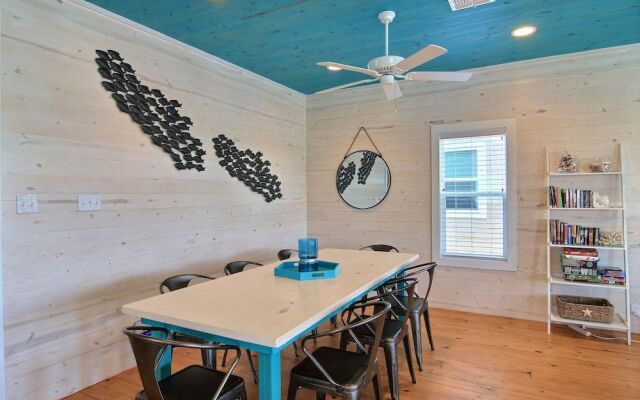 Jellyfish Home 39 by RedAwning