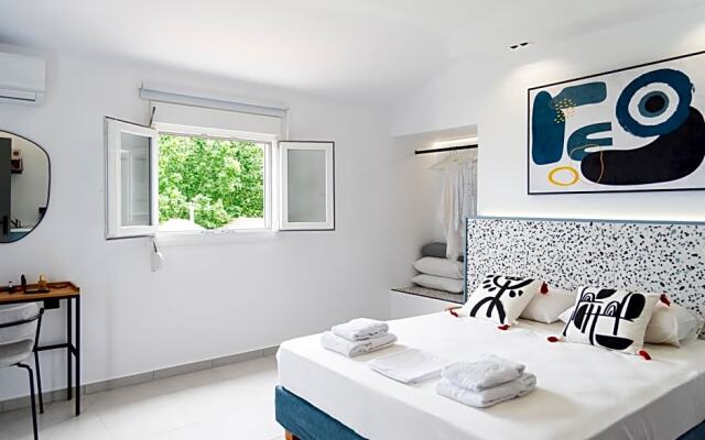 Seaside Suites