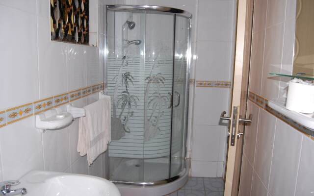 Hotel Kakanyero
