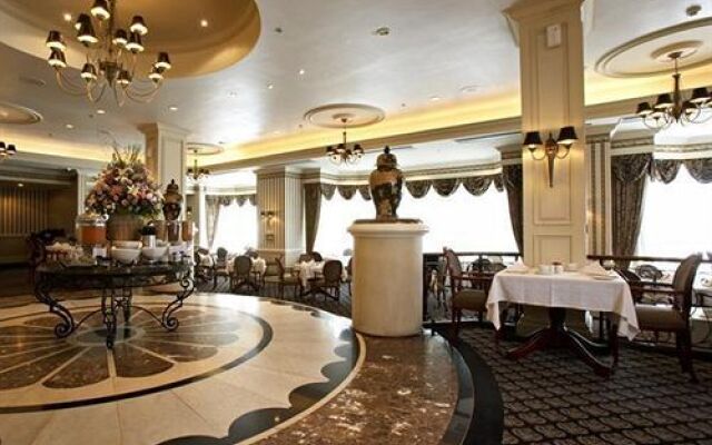 Graceland Hotel & Casino Country Club