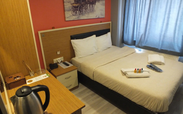 Naila Hotel