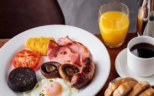 The Crooklands BW Signature Collection