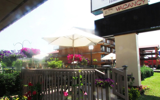 Arbors at Island Landing Hotel & Suites